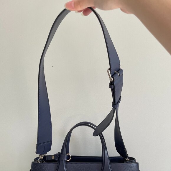 Burberry Navy Blue Medium Perforated Logo Leather Banner Bag - Picture 6 of 9